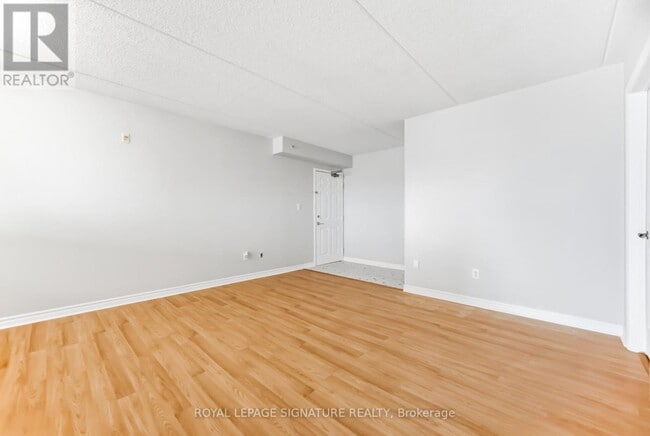 Building Photo - 1479 Maple Ave