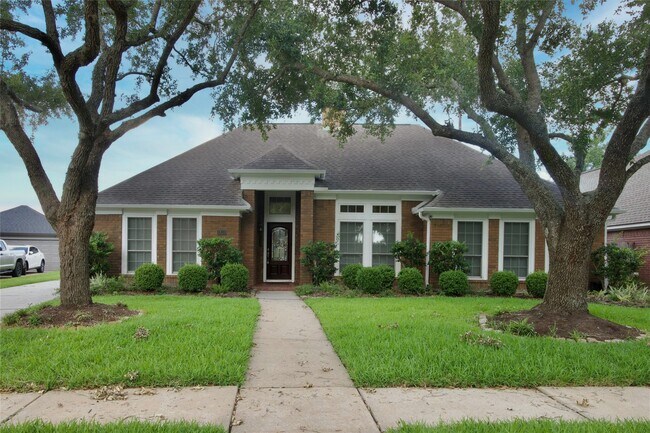 Foto del edificio - 1839 Lakewinds Dr