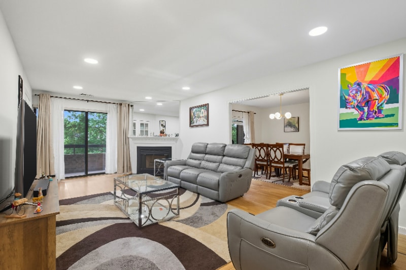 Photo - 11430 Strand Dr (Rockville, MD)