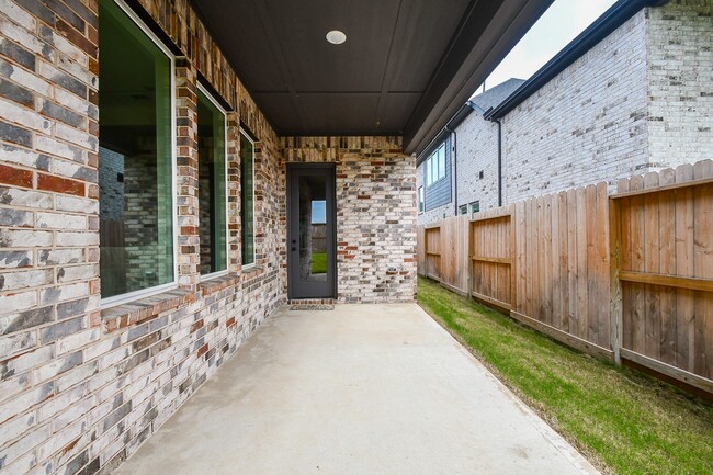 Building Photo - 31915 Sky Rdg Ln