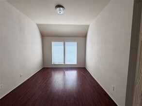 Building Photo - 22010 Rustic Canyon Ln