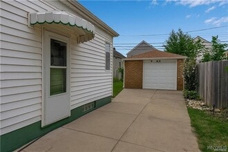 Building Photo - 179 Hamilton Blvd