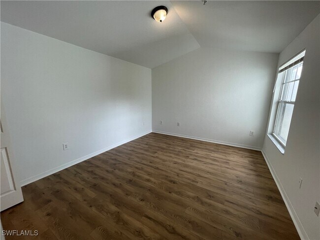 Foto del edificio - 7905 Preserve Cir