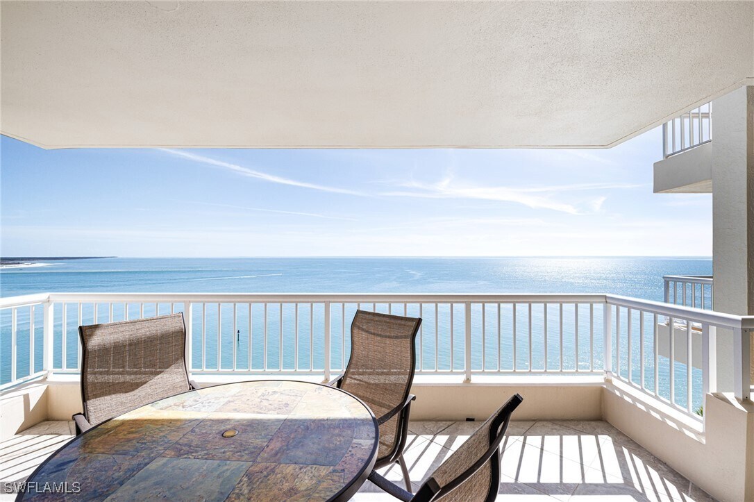 Foto principal - 990 Cape Marco Dr