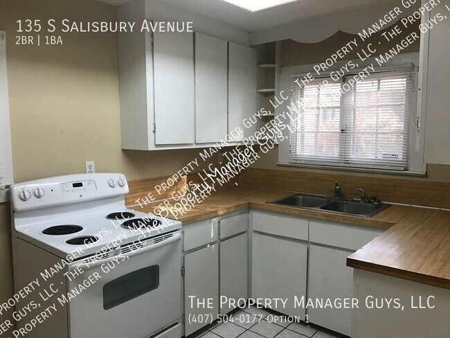 Building Photo - **APPLICATION PENDING** - 2/1 For Rent in ...