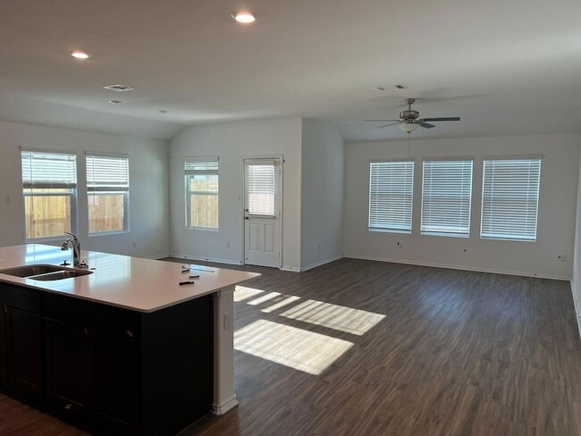 Building Photo - 509 Golden Plains Pkwy