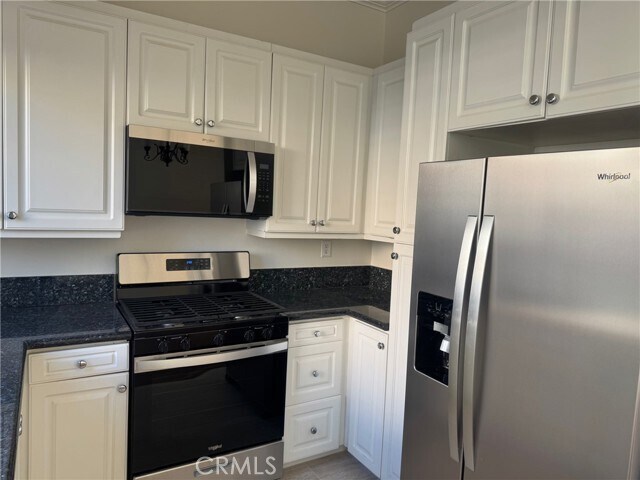 Building Photo - 9 Torrigiani Aisle