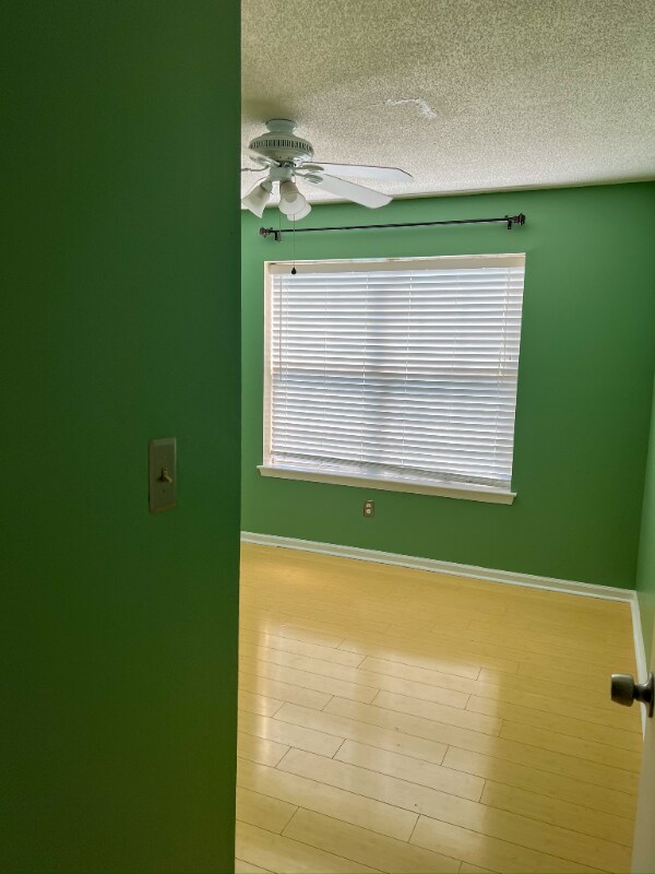 Foto del edificio - 612 Shoreham Ct