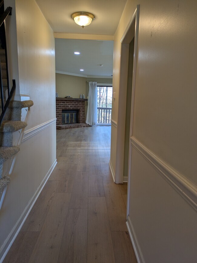 Foto del edificio - 114 Neyland Ct