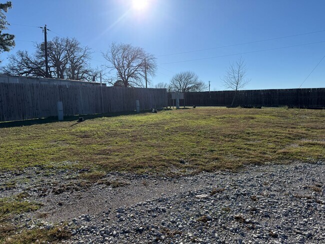 Foto del edificio - 3130 N Cardinal Rd