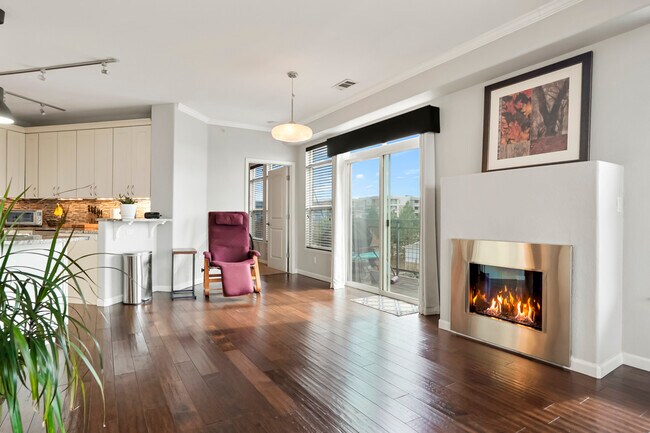 Foto del edificio - 10184 Park Meadows Dr