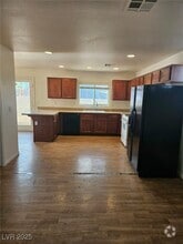 Building Photo - 5168 Emelita St