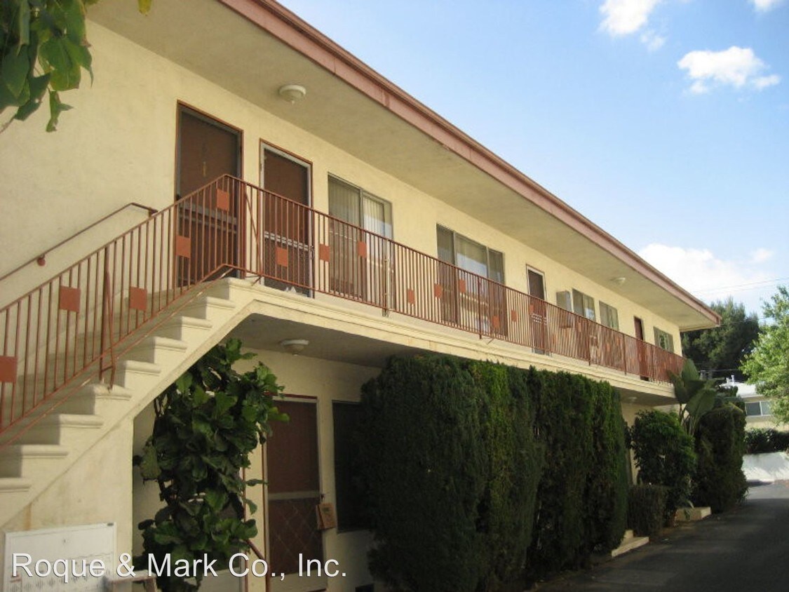 Building Photo - 1723 S Westgate Ave