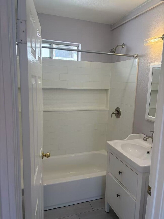 Foto del edificio - 110 N San Marino Ave