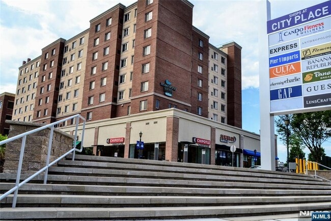 Building Photo - 3110 City