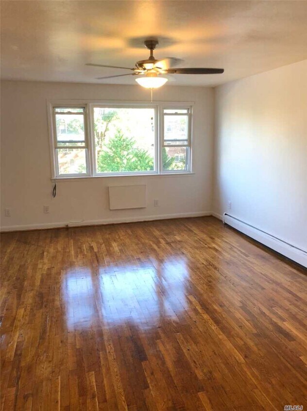 Foto principal - 178-63 Wexford Terrace