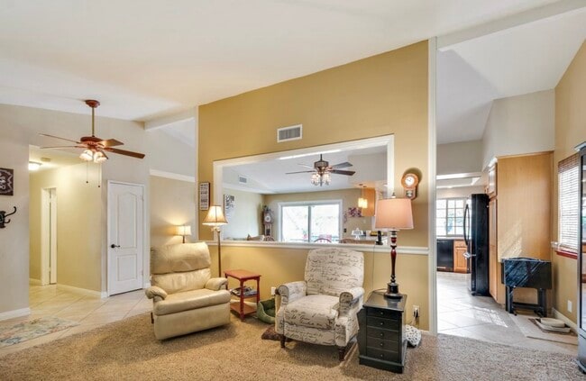 Building Photo - 1483 Carlisle Ct