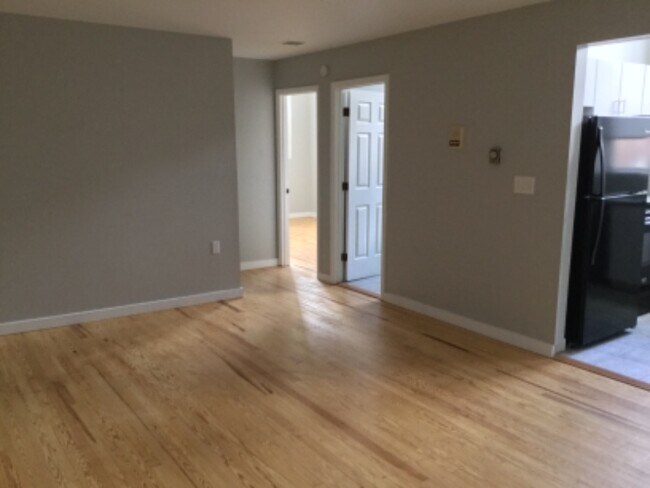 Building Photo - 300 Elmira St