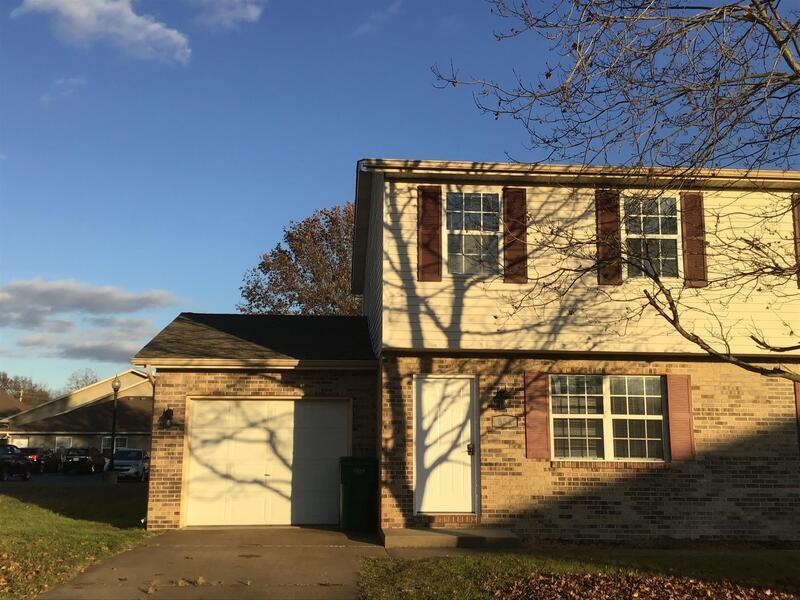 851 Southgate Dr, Freeburg, IL 62243 Condo for Rent in Freeburg, IL