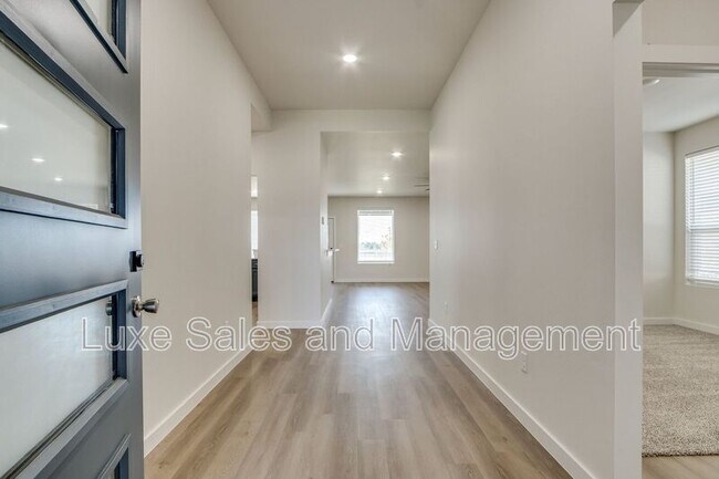 Foto del edificio - 8305 NW 163rd Ter