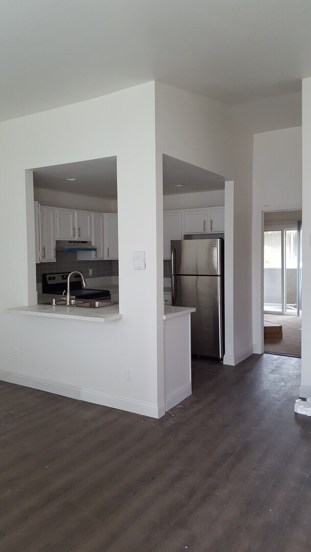 Foto del edificio - 4735 Bancroft St