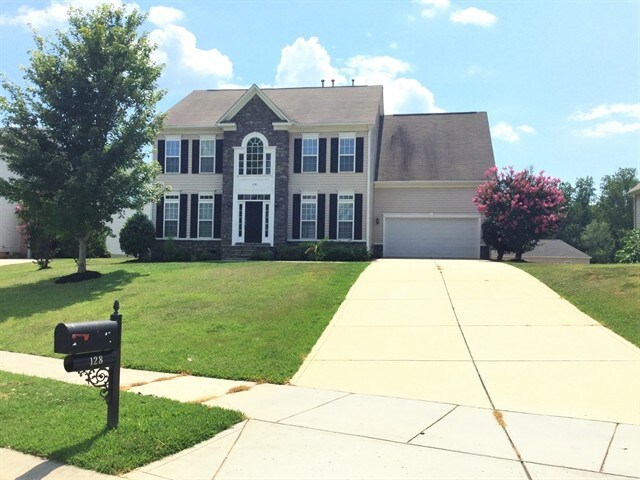 Foto principal - 128 Pecan Hills Drive