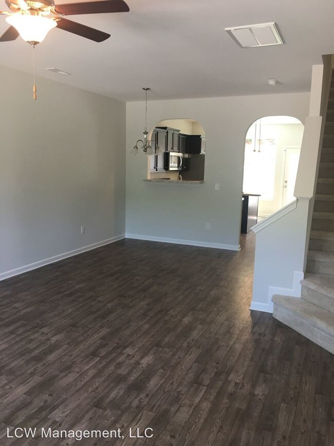 Building Photo - 2 br, 2.5 bath House - 5347 Farmhouse Trail