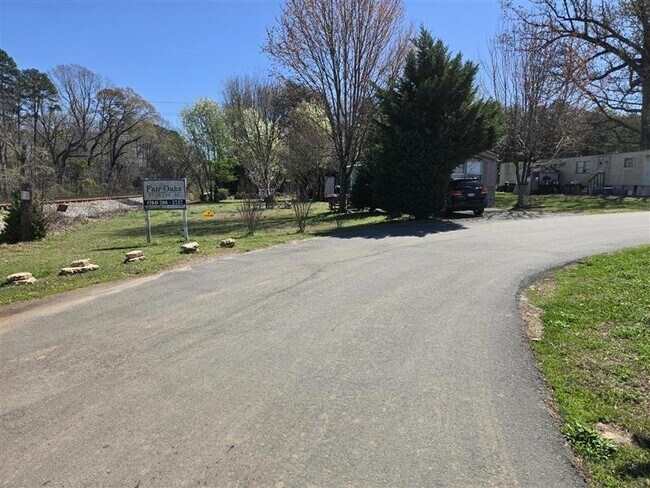 Foto del edificio - 918 Cline Park Dr