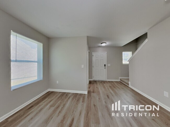 Foto del edificio - 95 Fleetwood Ct