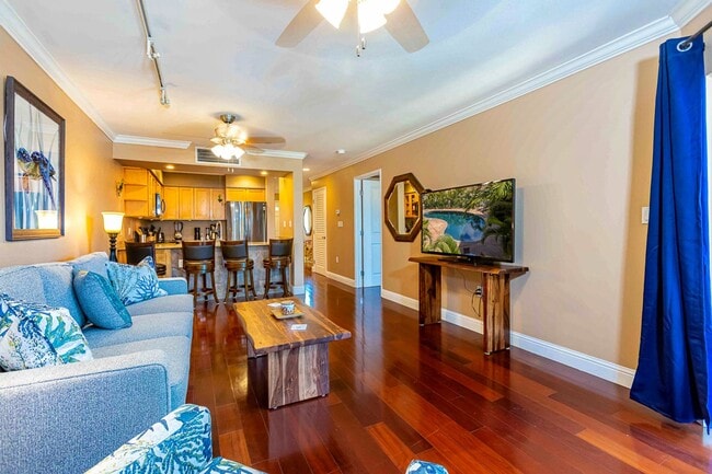 Building Photo - Fully Furnished 2 Bed/ 2 Bath Hale Kanani ...
