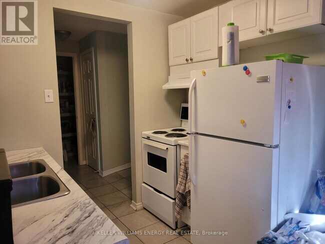 Photo du bâtiment - 576 Mary St E