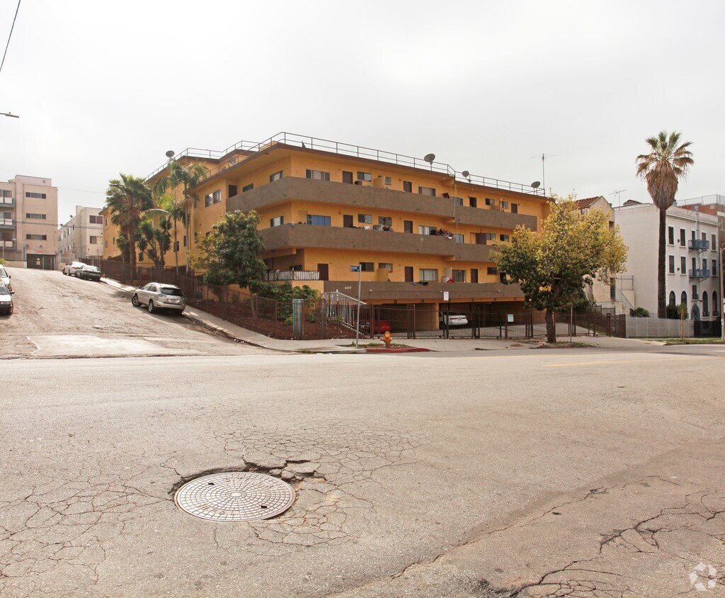 Primary Photo - 400 S Westlake Ave