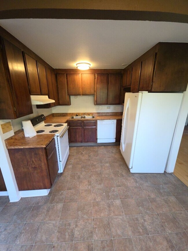 Foto del edificio - 2-bedroom, 1-bath Coming Soon