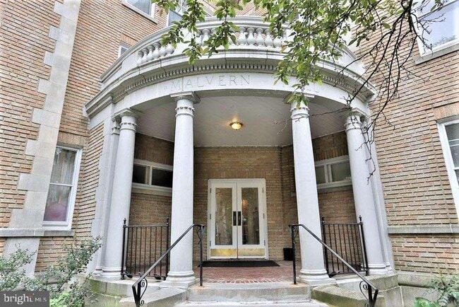 Building Photo - 6655 McCallum St