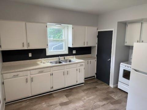 Foto principal - 820 N State St