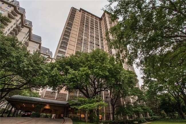 Building Photo - 3525 Turtle Creek Blvd