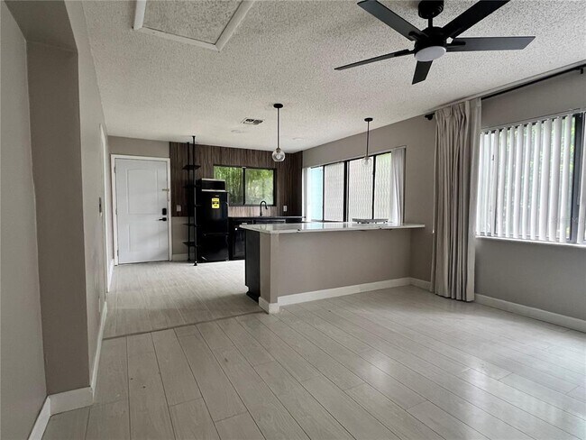 Photo - 10648 Larissa St Apartment