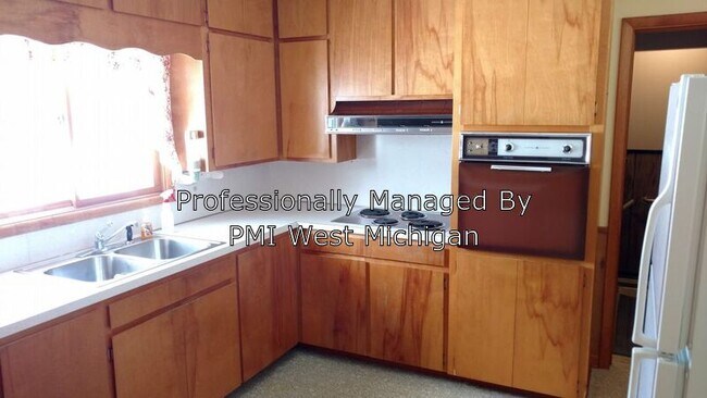 Foto del edificio - 5795 68th St SE
