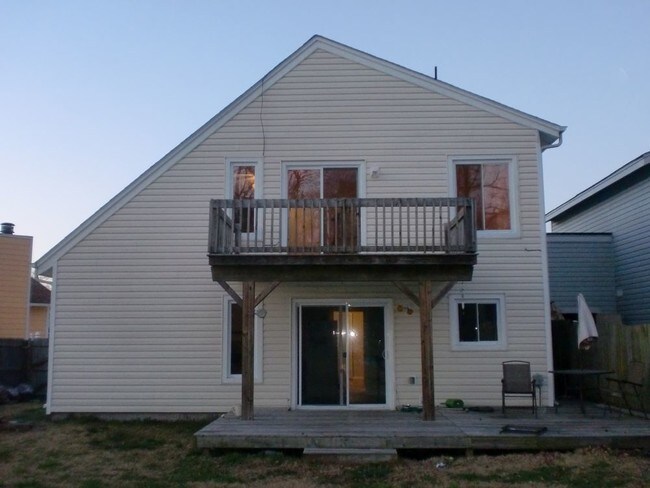 Building Photo - Impressive 3br 2 Bath Home Brandon VB
