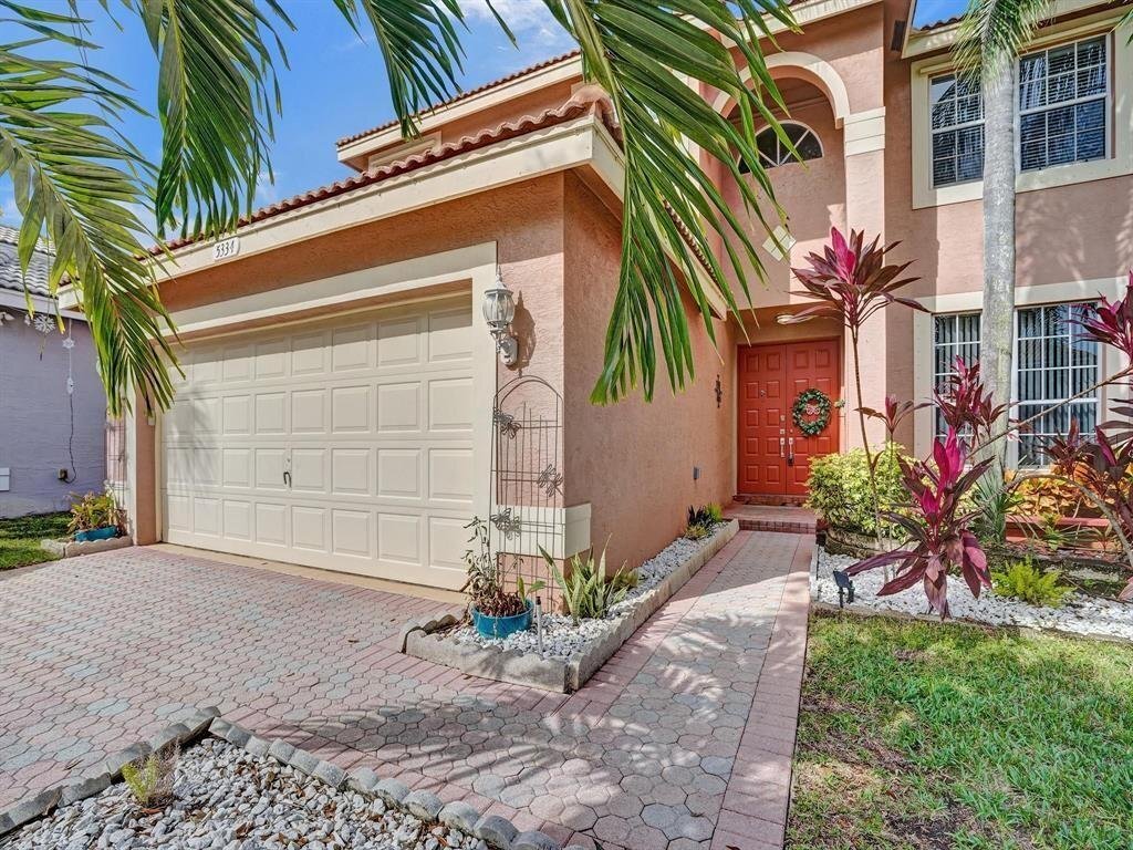 Foto principal - 5334 NW 120th Ave