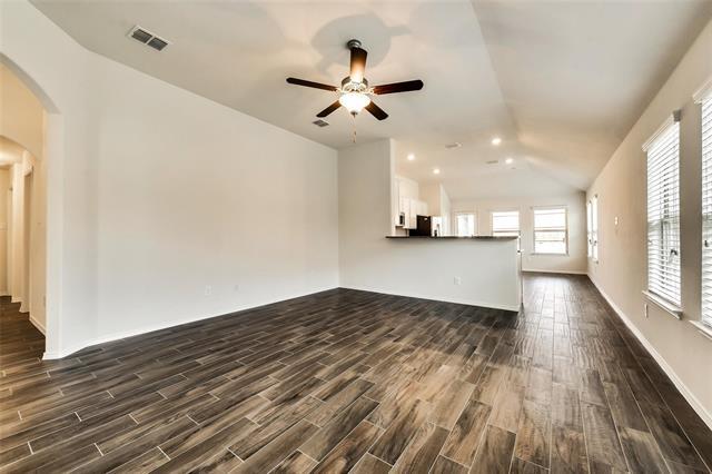 Foto del edificio - 233 Pitt Cir