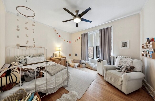 Building Photo - 5054 S Woodlawn Ave