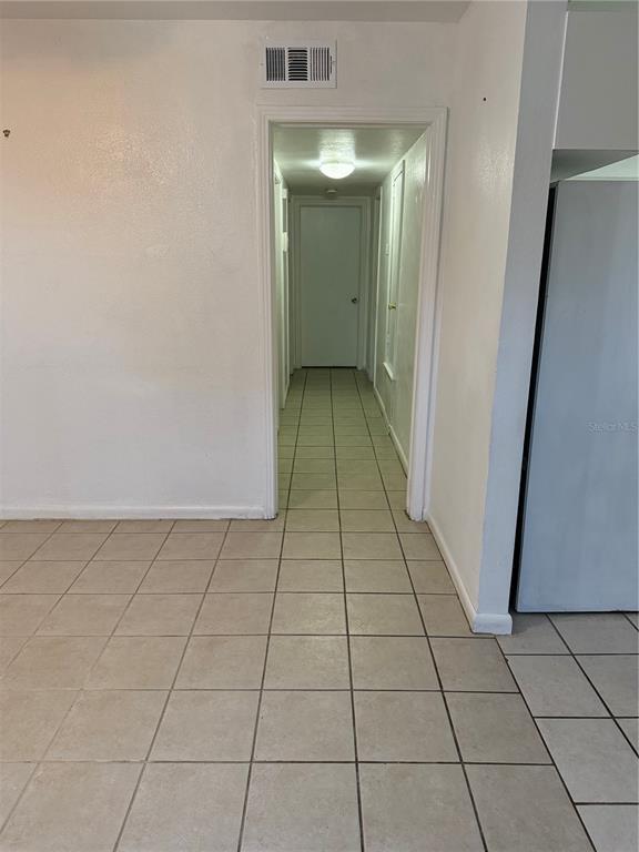 Building Photo - 4926 Deauville Dr