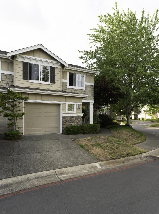 Building Photo - 4 bedroom in Renton WA 98059