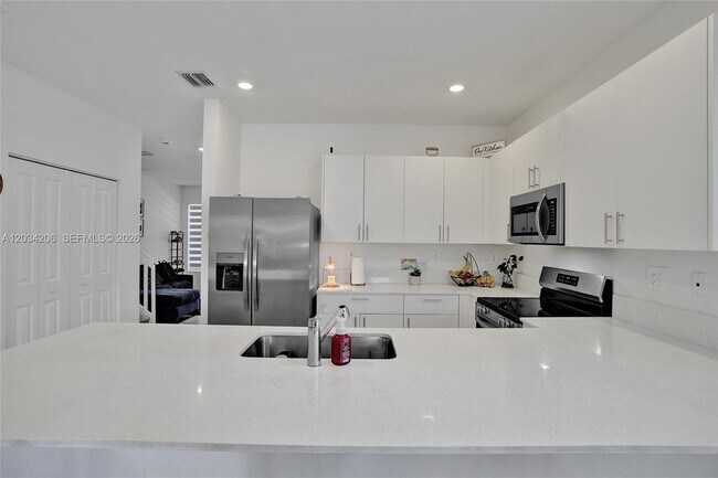 Foto del edificio - 24280 SW 128th Ave