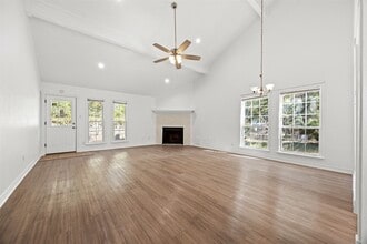 Building Photo - 12 Dewthread Ct