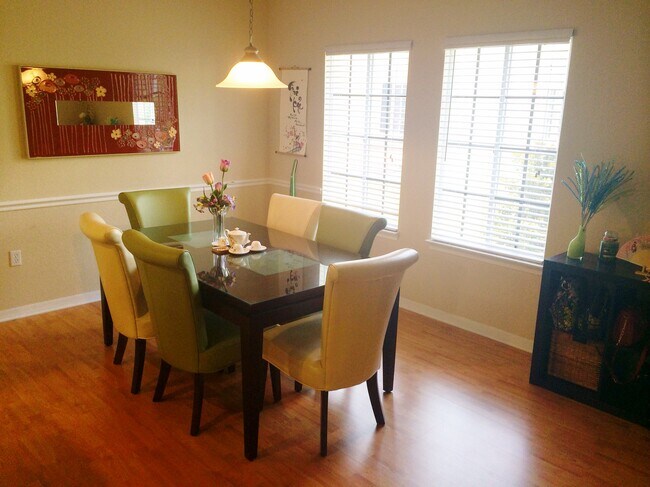 comedor - 5218 Hampton Beach Pl