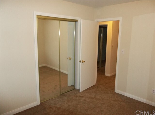 Building Photo - 3210 Ruth Ann Dr