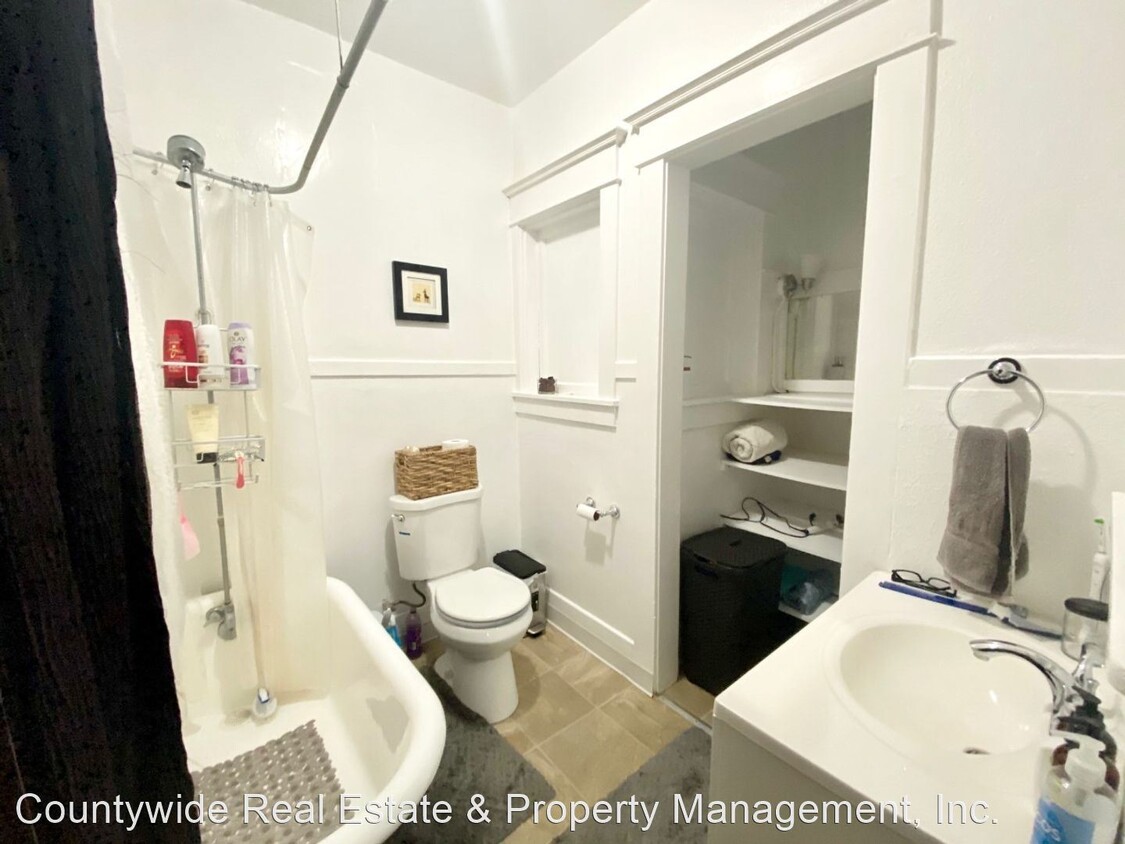 Foto principal - 345 Laurel St