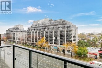 Building Photo - 1007 The Queensway